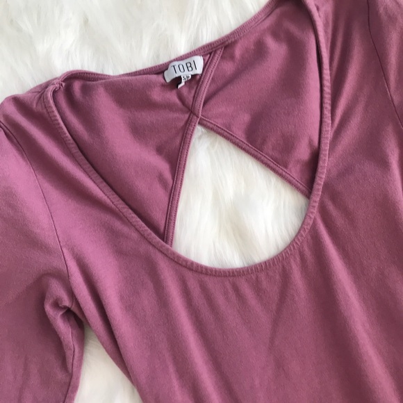 ｔｏｂｉ  ｂａｃｋｌｅｓｓ  ｂｏｗ  ｄｒｅｓｓ - Picture 2 of 4